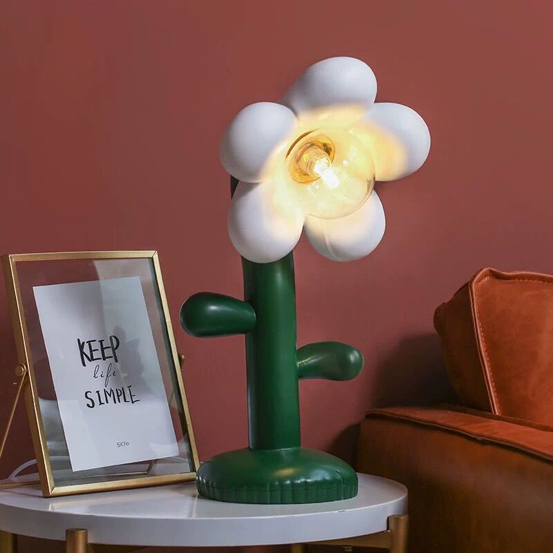 Flower Table Lamp β Modern Ambient Lighting for Any Mood