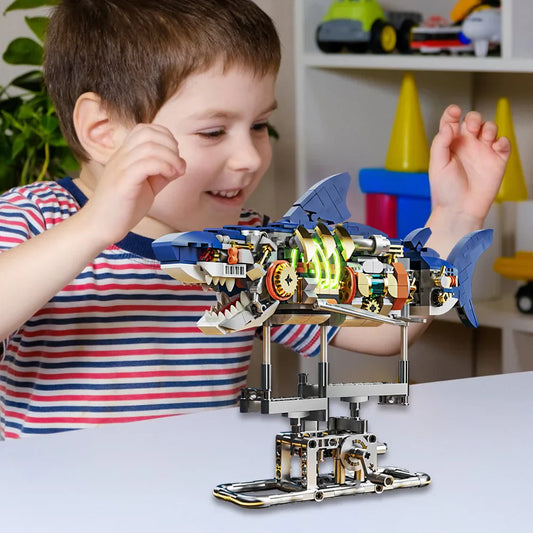 Build-Your-Own Mechanical Shark Set – Glows, Stuns, & Steals the Spotlight