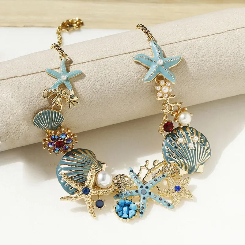 Ocean Elegance Shell & Pearl Necklace β A Subtle Nod to Summer