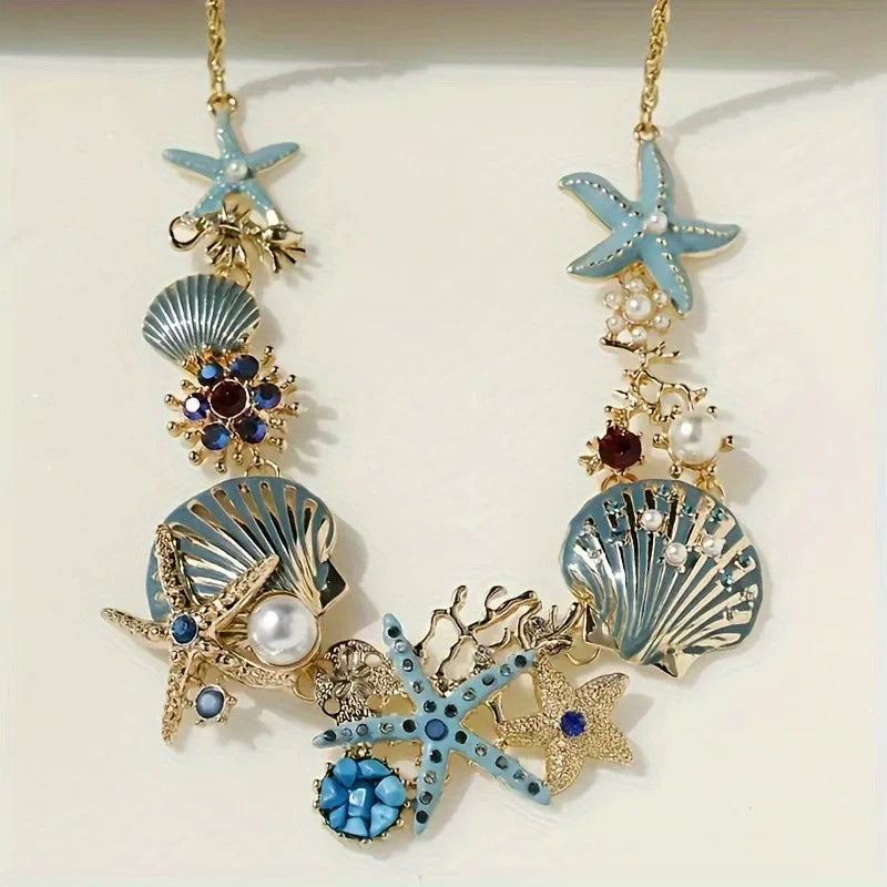Ocean Elegance Shell & Pearl Necklace β A Subtle Nod to Summer