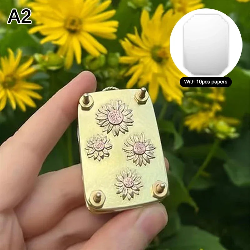 Pocket Flower Press Kit – Preserve Real Blooms for Crafts & Keepsakes